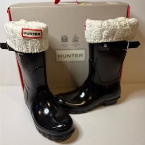 Hunter Glossy Black Boots with Knit Cuffs